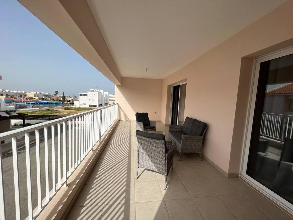 Greek Harmony Apartment Paralimni Exteriör bild